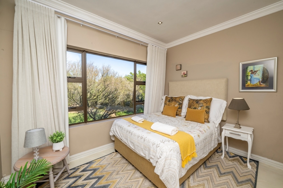 4 Bedroom Property for Sale in Graanendal Western Cape